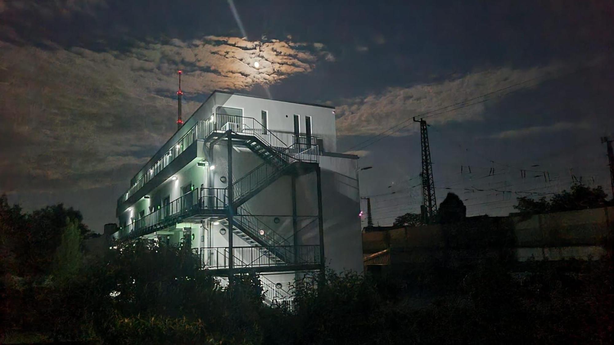 Eroeffnungsangebot Uebernachten Im Herzen Bremens Exterior foto